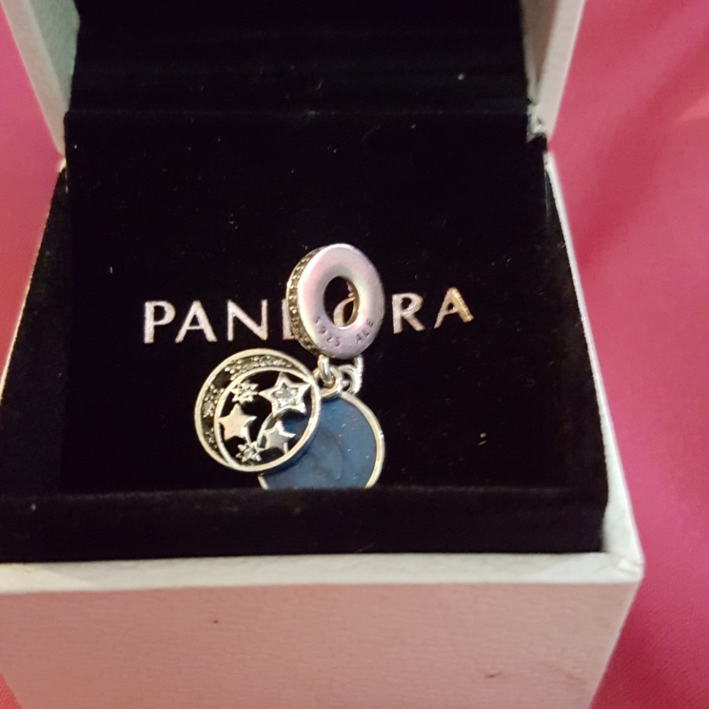 Pandora charm with stars no box